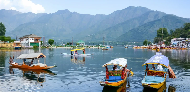 Srinagar Gulmarg Tour Package